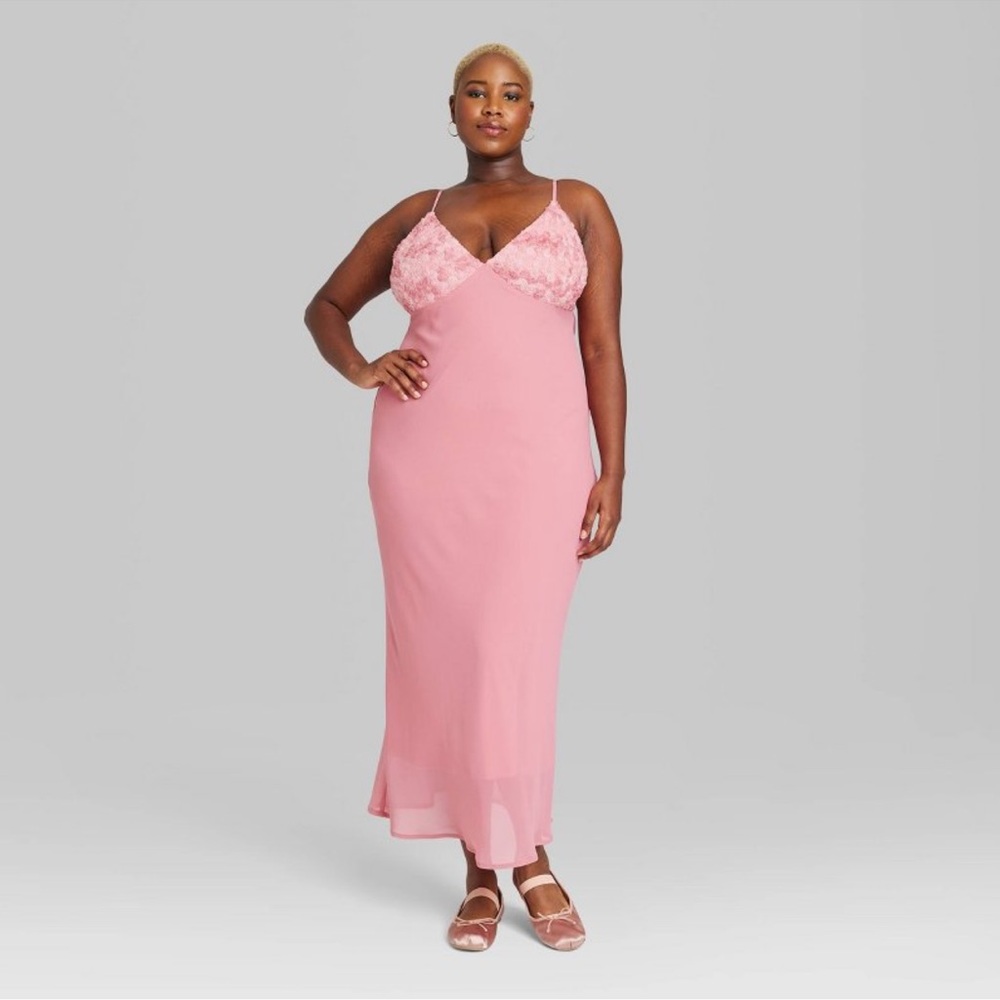 Pink Floral Cup Maxi Dress